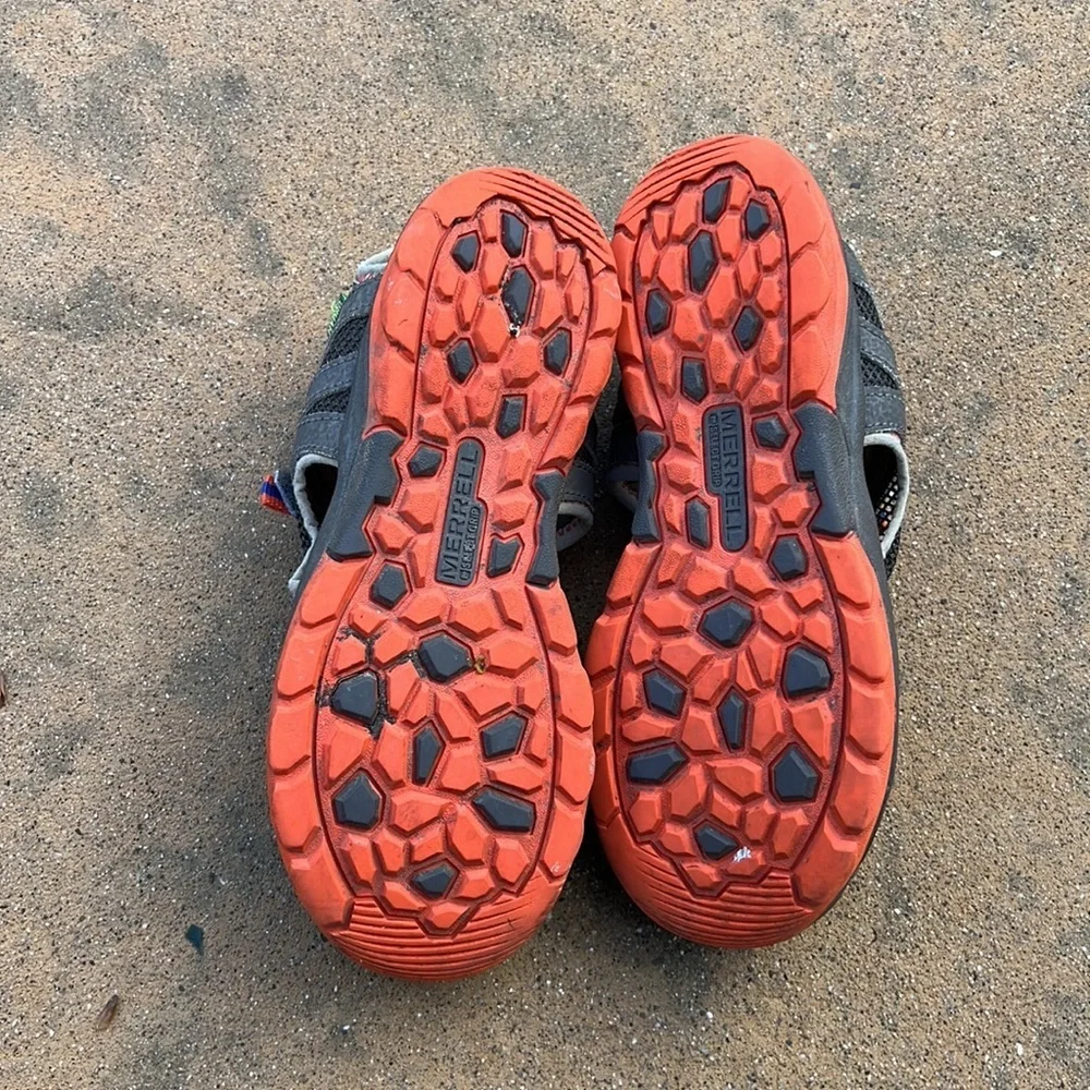 💚Merrell Rapid Hydro Big Kids Velcro Sandal Size 5